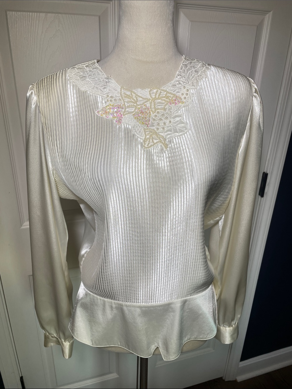 Vintage 80s Nicola Ivory Satin Pleated Peplum Blouse Beaded Lace Neckline Sz 12